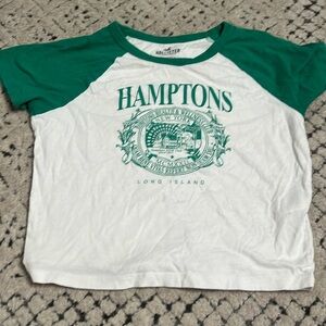 Hollister shirt extra small very cute